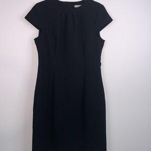 H&M Black Short Sleeve Women's Midi Short Sleeve Dress Medium